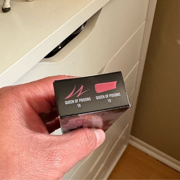 Everlasting Liquid Lip Duo - Queen of Poisons 10 Brand New Never Opened. - Picture 6 of 10